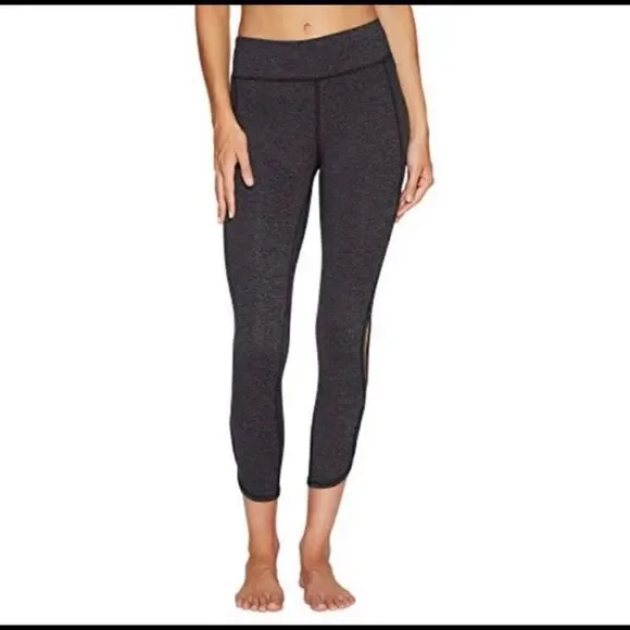 Free People Movement Infinity Cut Out Crop Leggings - Picture 2 of 9